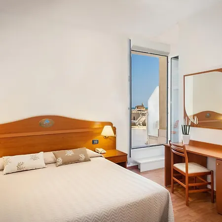 Delfino Otel 3*